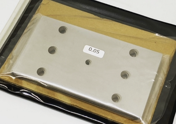 精密調整シムの加工例